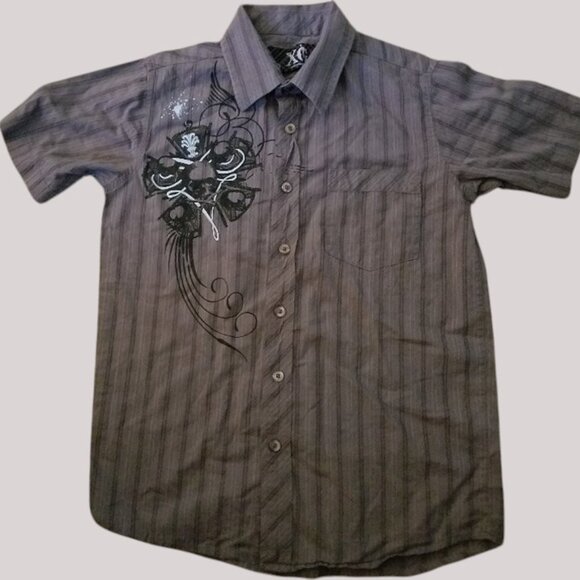* XG Gray Striped with Tropical Short Sleeved Shirt Boys Size 7-8 Small - Picture 2 of 4